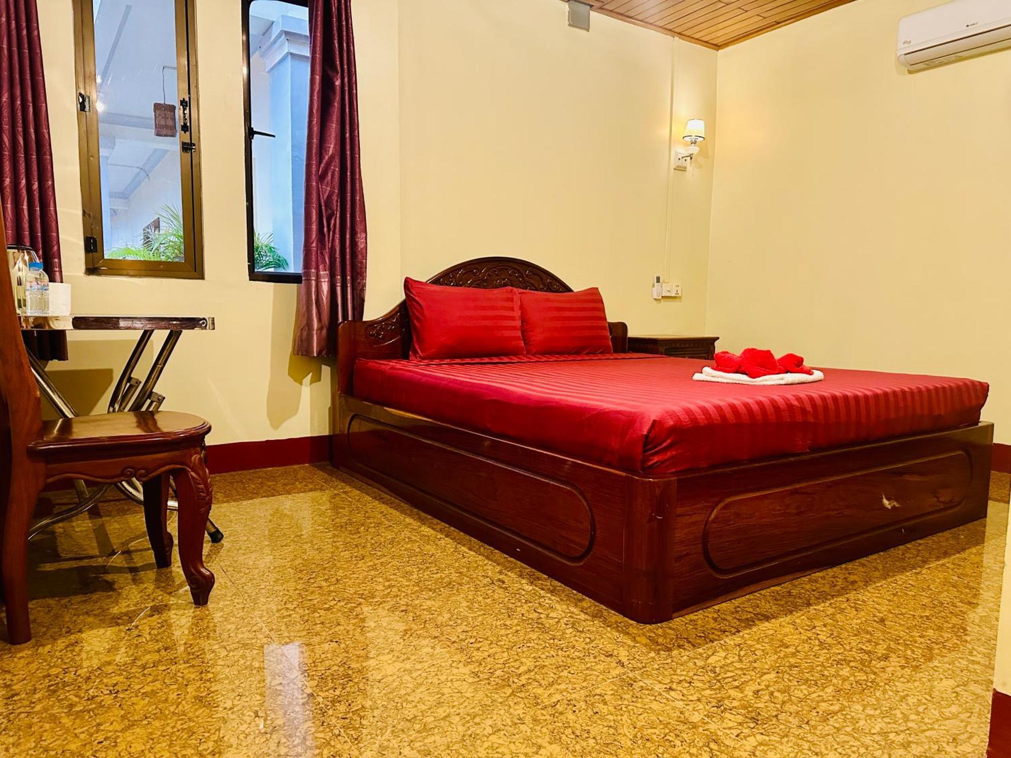 Savet Hostel Stoeng Treng Екстер'єр фото